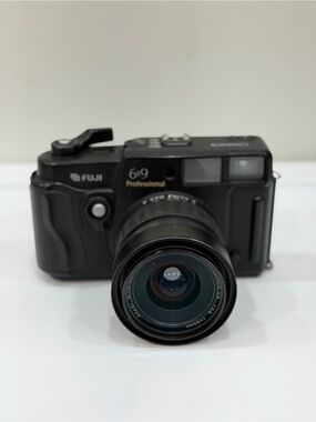 Fujifilm gsw1690III 6x9 Professional Film Camera in Black Interchangeable Lens